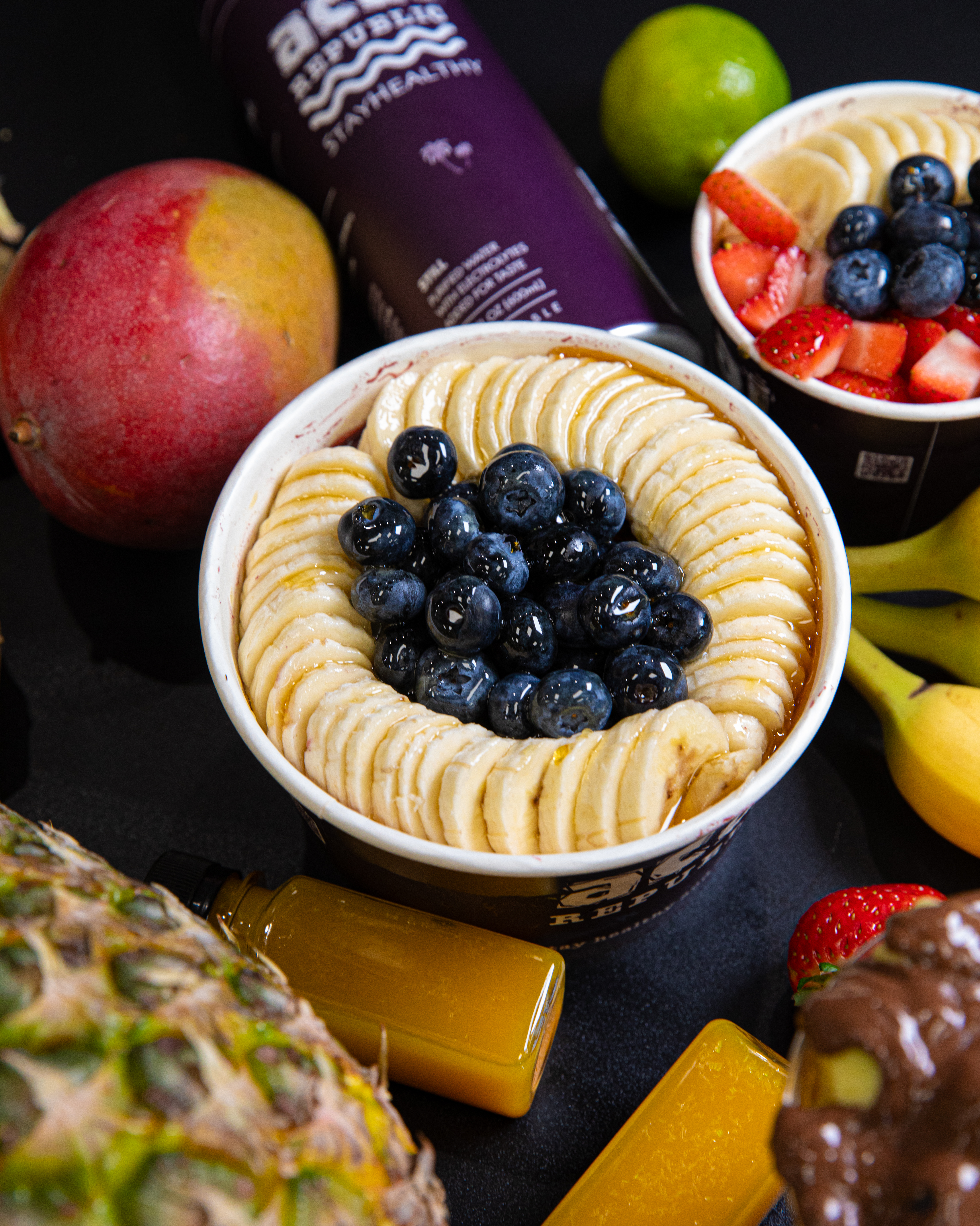 Friends at Açaí Republic